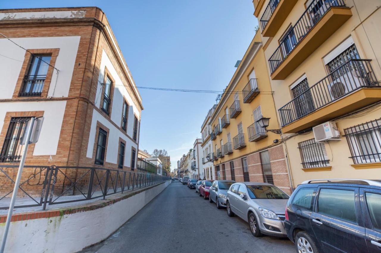 El Apartamento De Rosi Севиля Екстериор снимка
